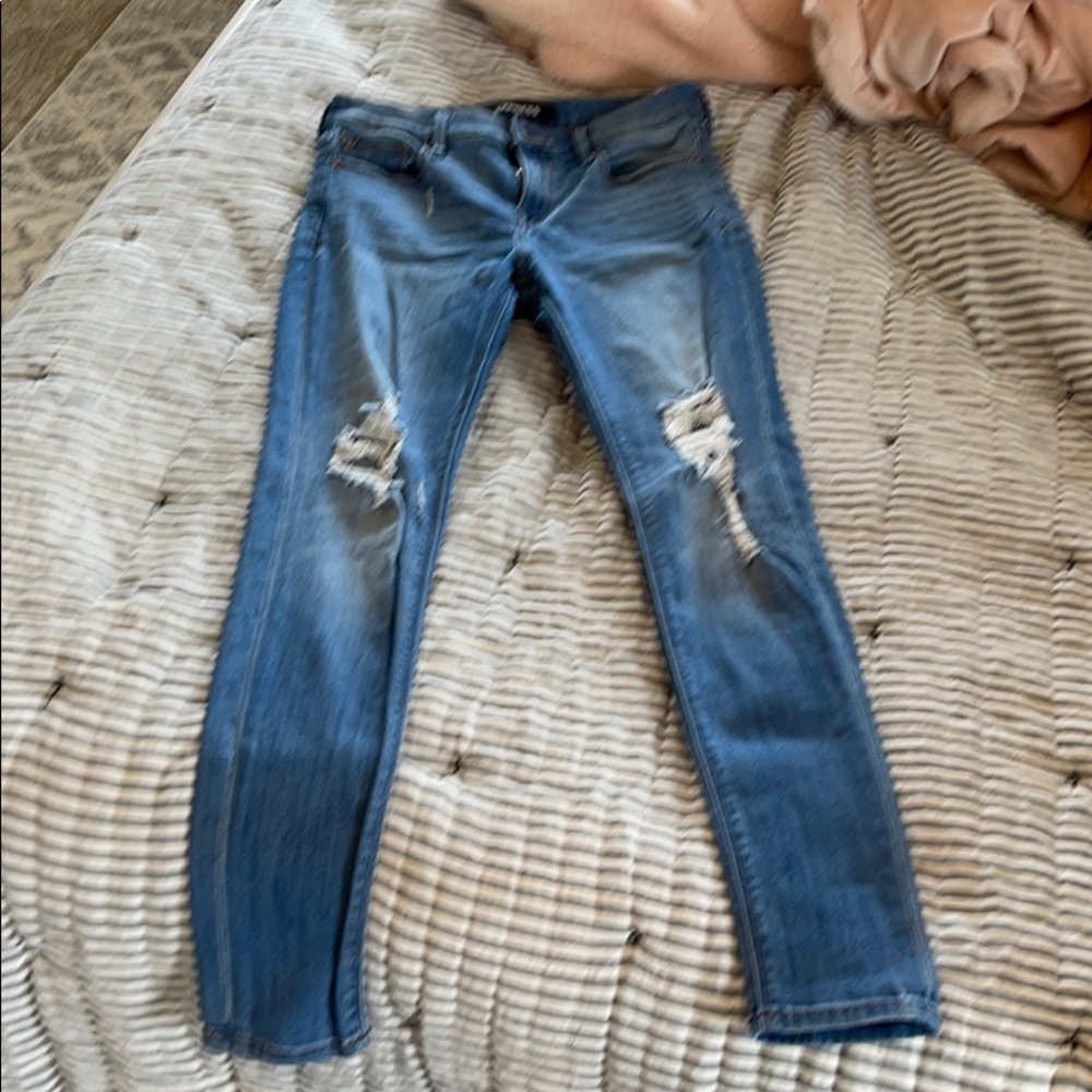 Women’s Express Distressed Jean Mid Rise Size 2R